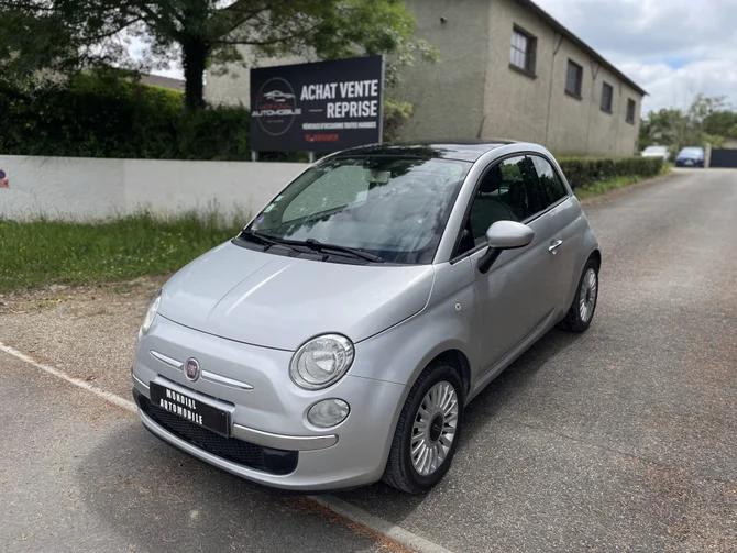 FIAT 500 1.2i Lounge