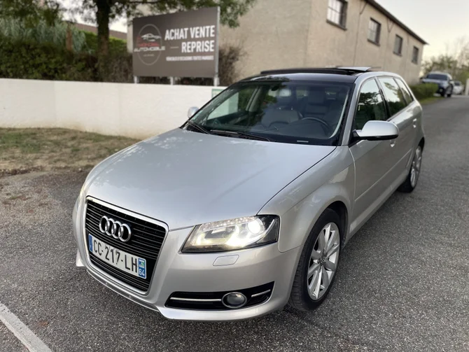 Audi A3 Sportback 2.0L 140ch AMBITION LUXE S TRONIC