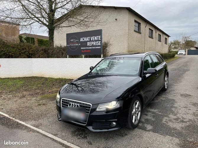 AUDI A4 Avant 2.0 TDI 143 DPF MULTITRONIC BA ATTRACTION