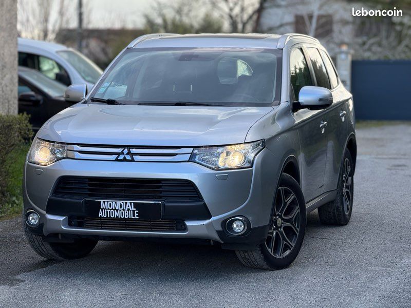 MITSUBISHI OUTLANDER III  2.2 DI-D INTENSE NAVI 4WD AUTO 7PL
