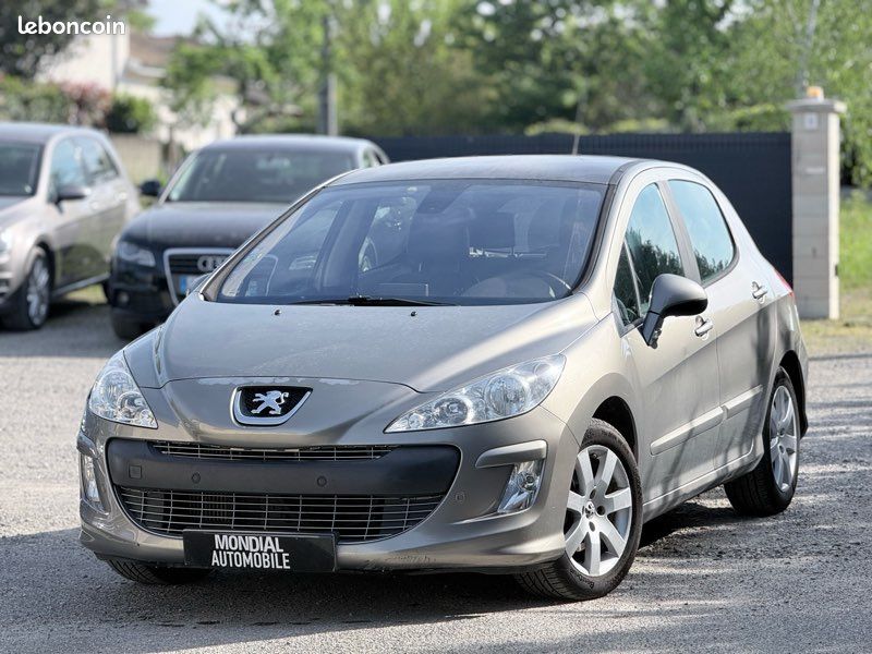 PEUGEOT 308 1.6 HDI 112CH FAP BVMP6 BLUE LION FÉLINE